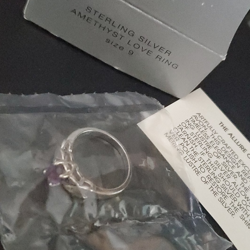 Brand new sterling silver amethyst ring